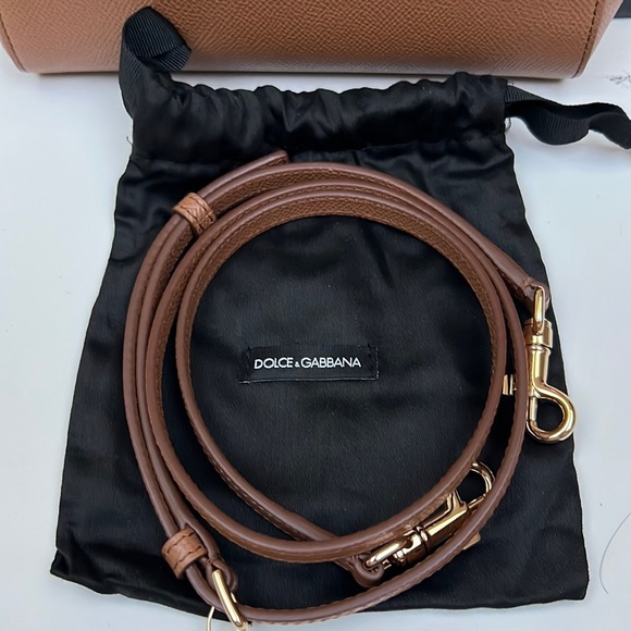 Authentic Dolce and Gabana Miss Sicily Handbag - Picture 3 of 12